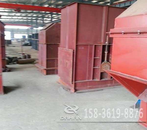 板鏈?zhǔn)蕉肥教嵘龣C(jī) 板鏈?zhǔn)蕉肥教嵘龣C(jī)